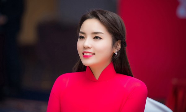 Hoa hậu Kỳ Duyên với chiến dịch trở lại